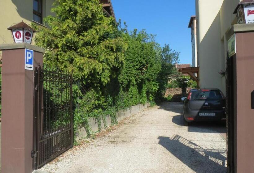 住宿加早餐 Hét Pecsét Fogadó étterem