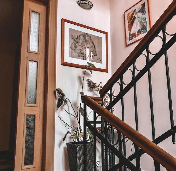 住宿加早餐 Hét Pecsét Fogadó étterem