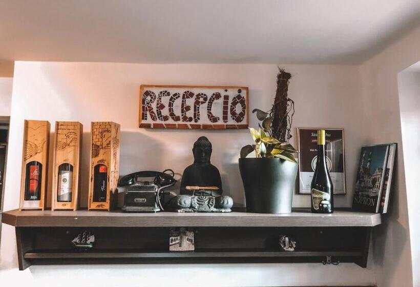 住宿加早餐 Hét Pecsét Fogadó étterem