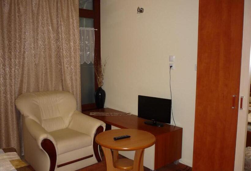 مبيت وإفطار éjjelibagoly Vendégház