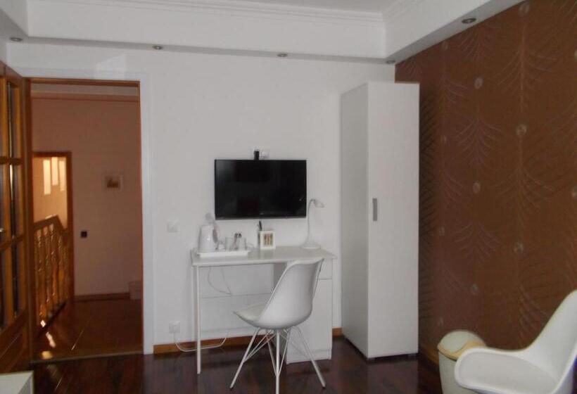 مبيت وإفطار éjjelibagoly Vendégház