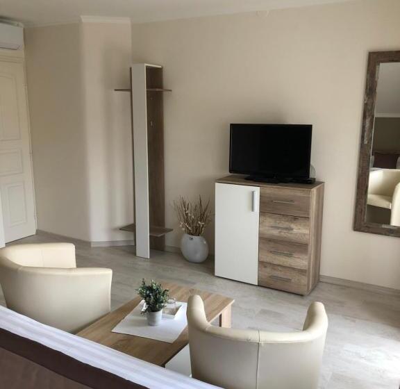 تختخواب و صبحانه Judit Vendégház