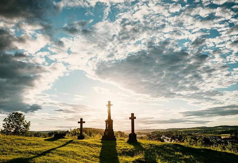 Bed and Breakfast Kakukk Vendéglő Panzió