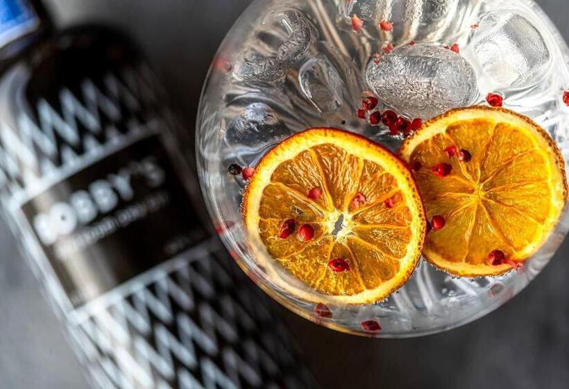 Bed and Breakfast Kakukk Vendéglő Panzió