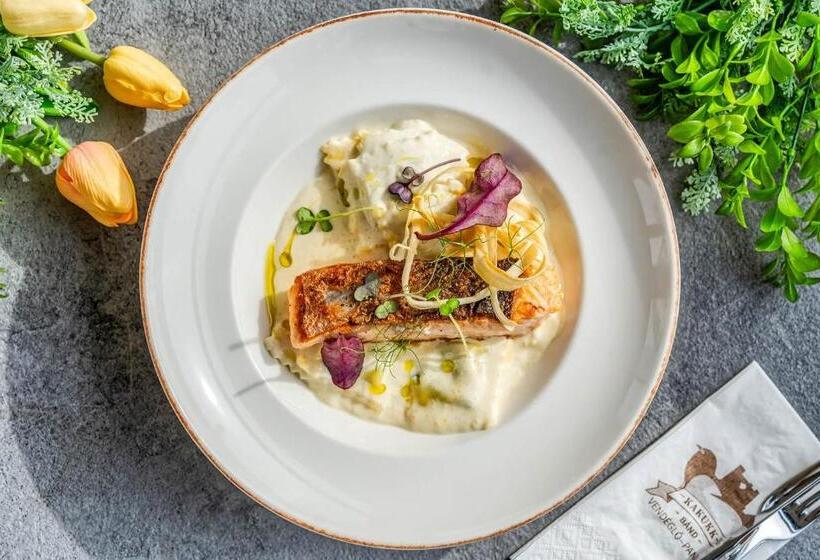 Bed and Breakfast Kakukk Vendéglő Panzió