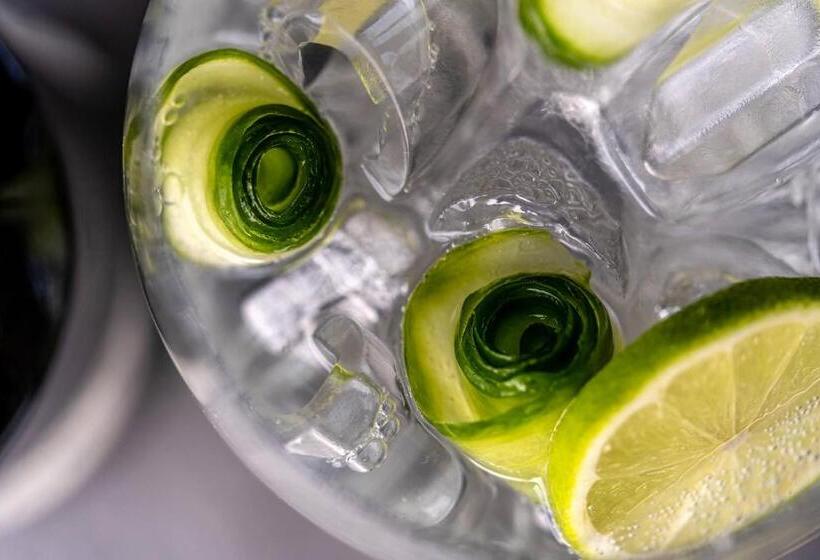 Bed and Breakfast Kakukk Vendéglő Panzió