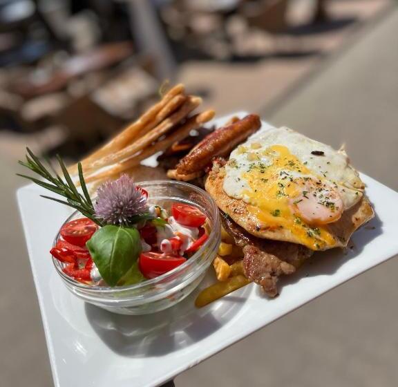 مبيت وإفطار Malom Club Panzió