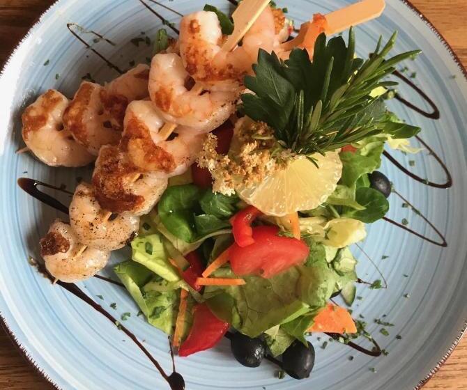 مبيت وإفطار Malom Club Panzió