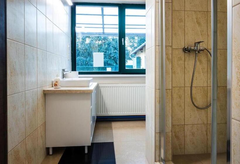 تختخواب و صبحانه Napfény Panzió és Rendezvényház