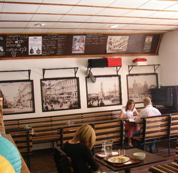 צימר Promenade Panzió