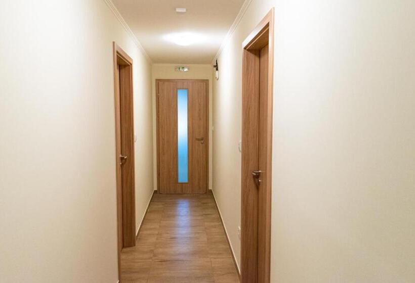 Bed and Breakfast Randevú Panzió