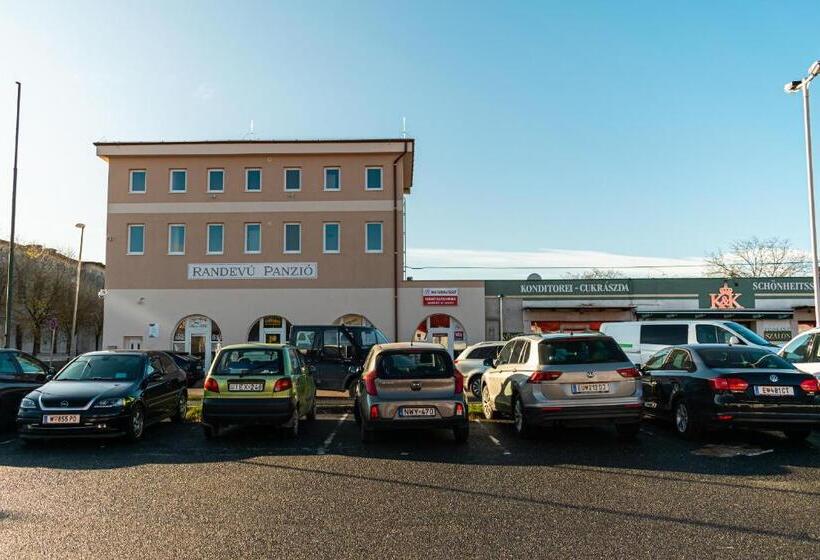 Bed and Breakfast Randevú Panzió
