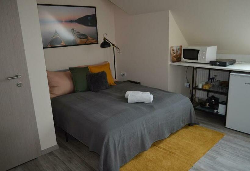 צימר Rebeka Panzió