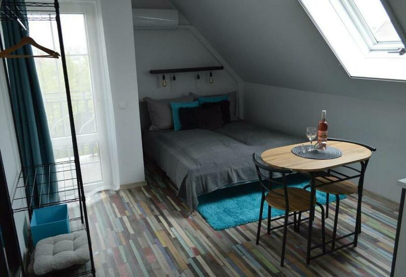 צימר Rebeka Panzió