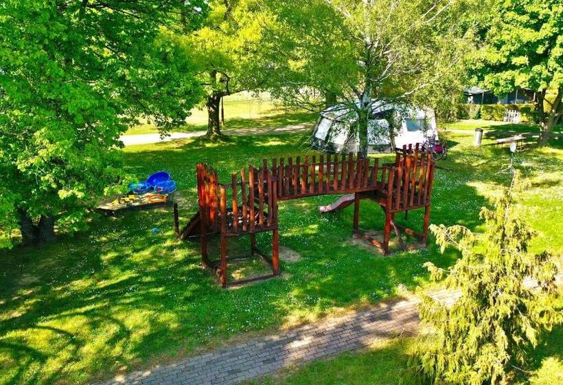 تختخواب و صبحانه Romantik Camping és Panzió