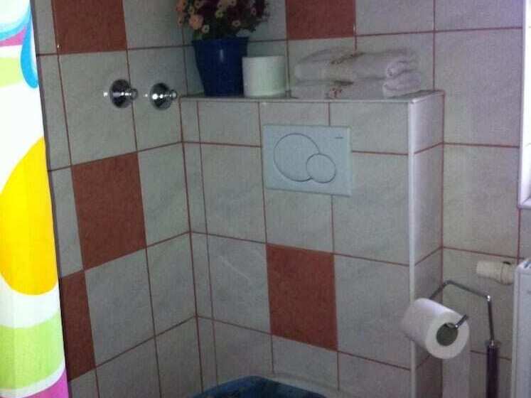 تختخواب و صبحانه Sarokhaz Panzio