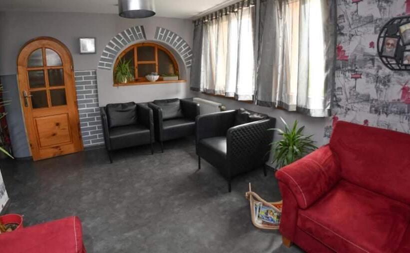 مبيت وإفطار Stőger Panzió