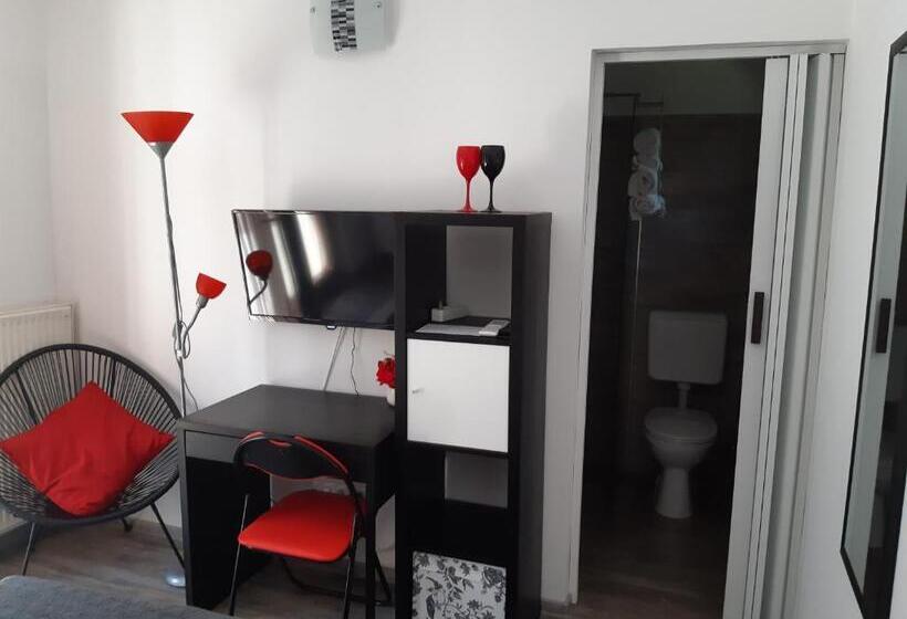 Nocleg ze śniadaniem Szalay Villa