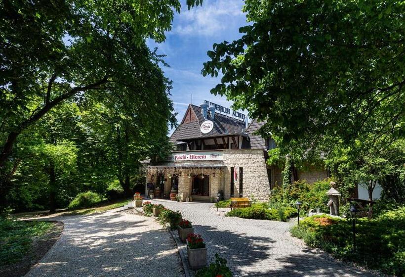 مبيت وإفطار Tercia Hubertus Panzió