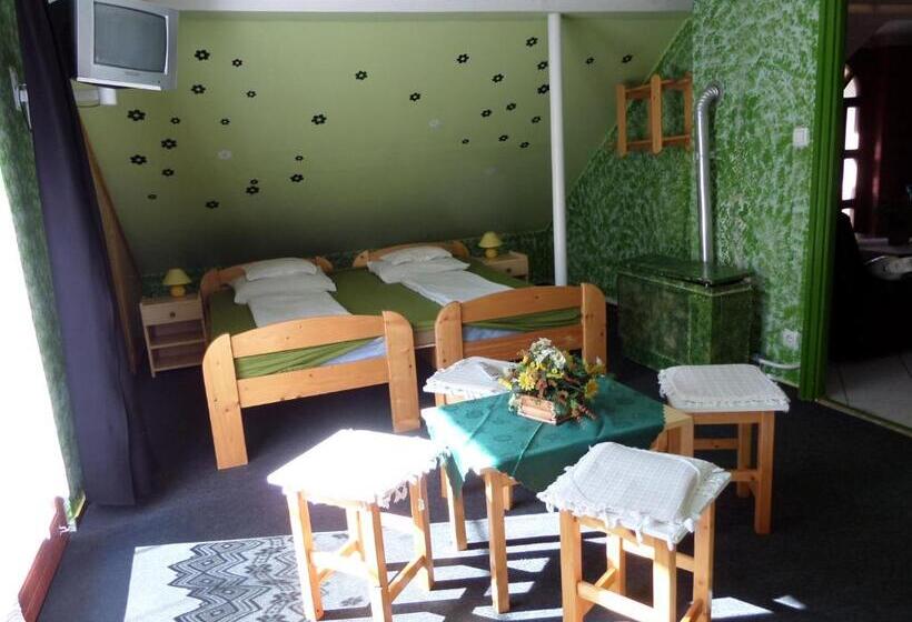 ベッドアンドブレックファースト Táltos Vendégház