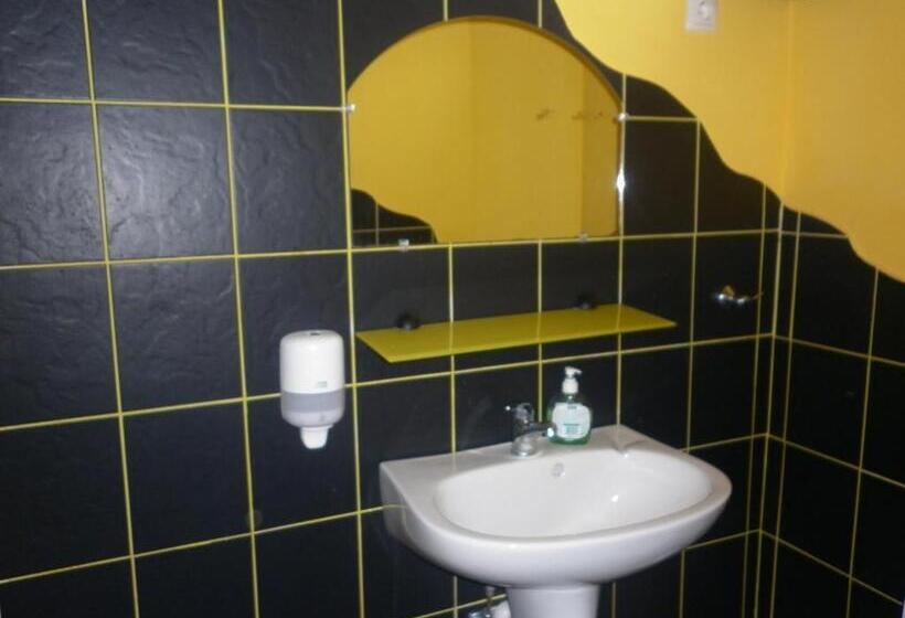 ベッドアンドブレックファースト Táltos Vendégház