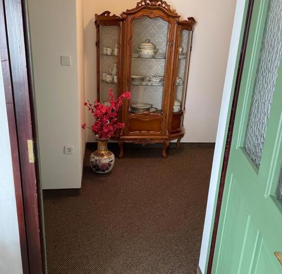 민박 Villa Astoria