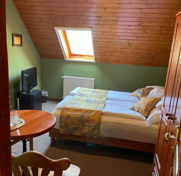 민박 Villa Astoria