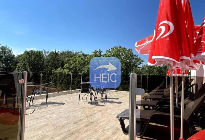 ベッドアンドブレックファースト Xendala Panzió