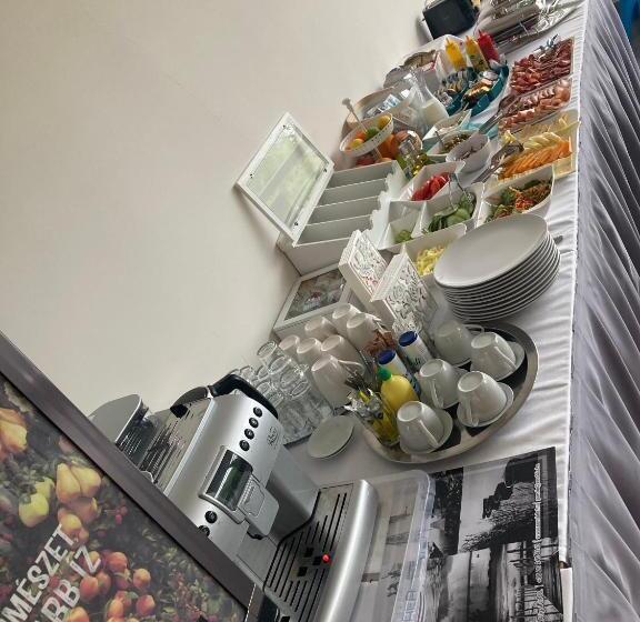 ベッドアンドブレックファースト Xendala Panzió