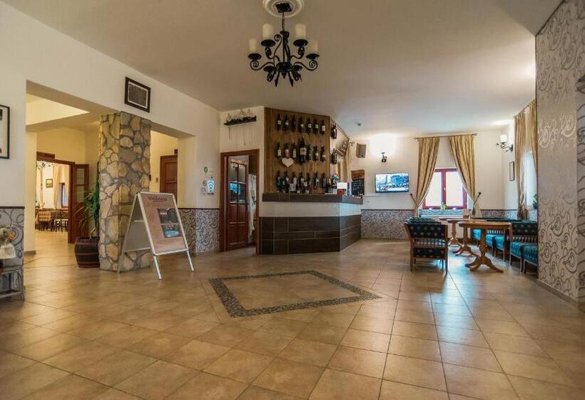 Borhotel Sziluett Farkasmály