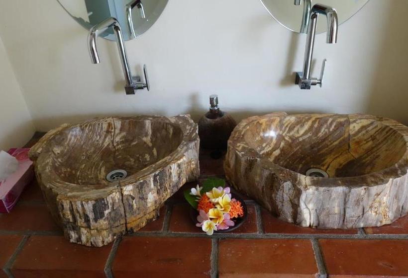 ホテル Bulak Laut & Resort