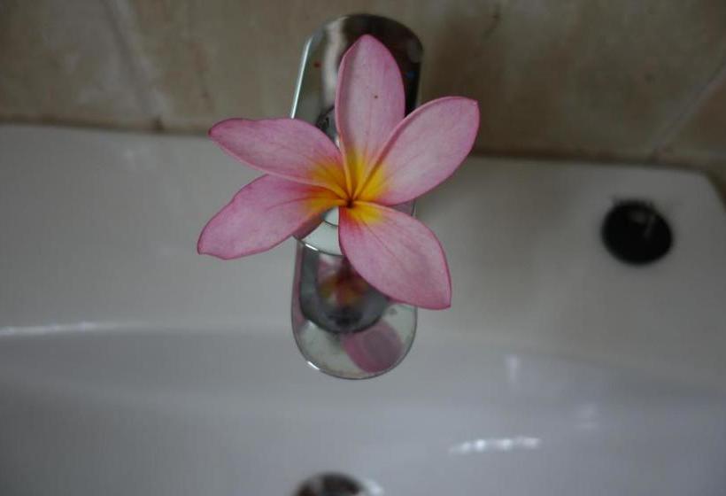 هتل Bulak Laut  & Resort