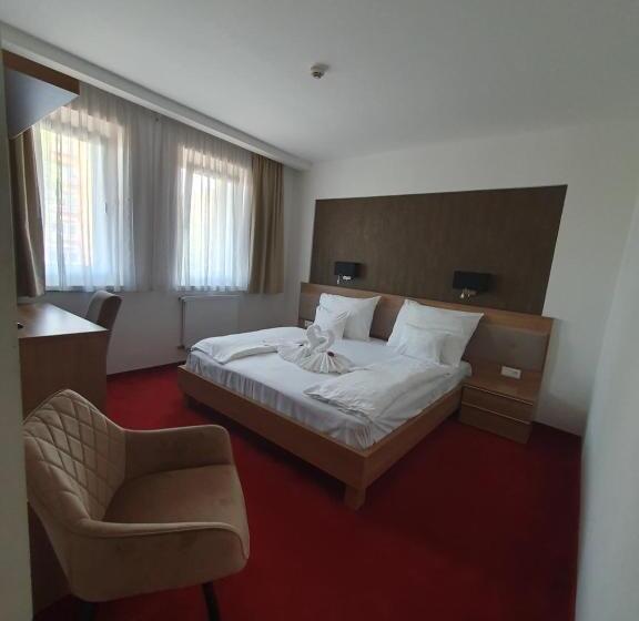 Corvina Hotel Restaurant