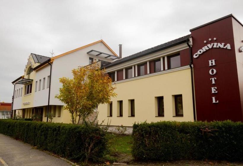 Corvina Hotel Restaurant