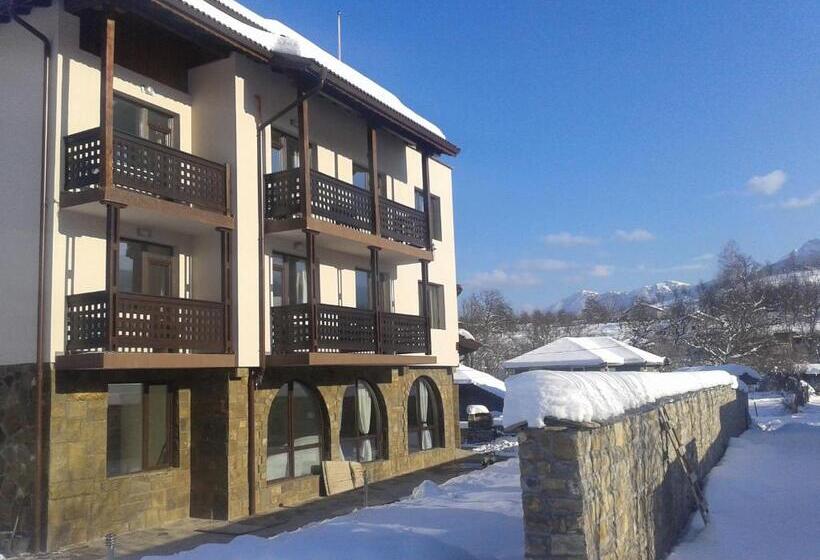 Family Hotel Balkana