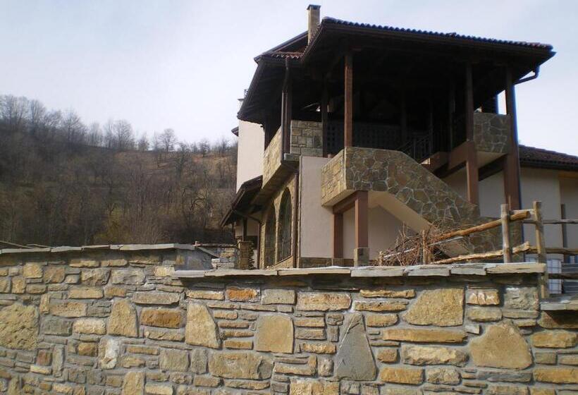 Family Hotel Balkana