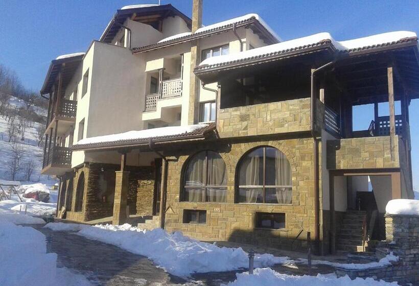 Family Hotel Balkana