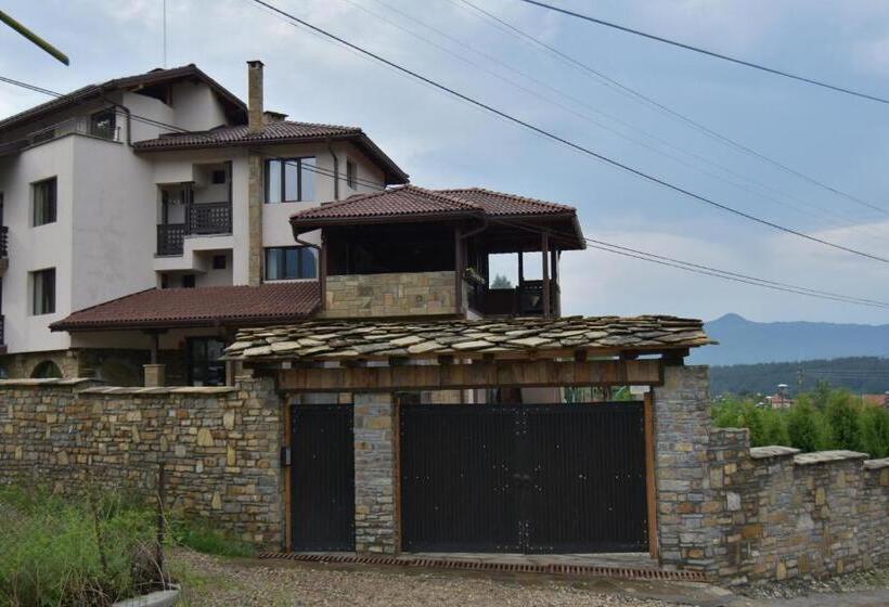 Family Hotel Balkana