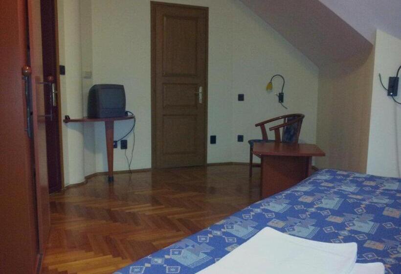 Fenyves Wellness Hotel Békéscsaba