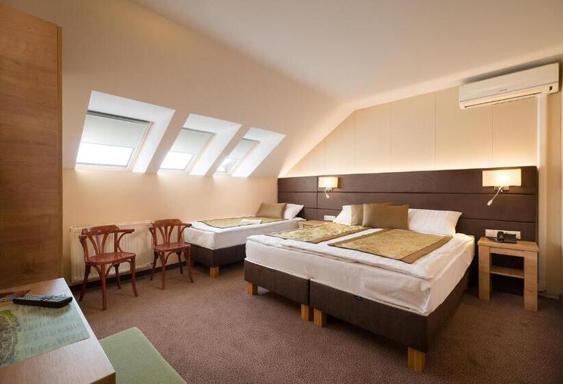 Honti Wellness és Konferencia Szálloda