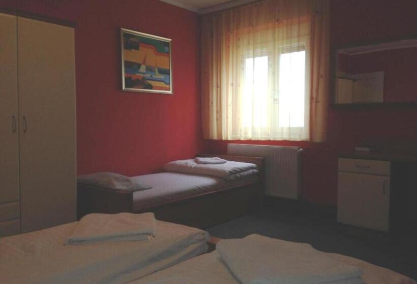 فندق Alföld Panzio & étterem