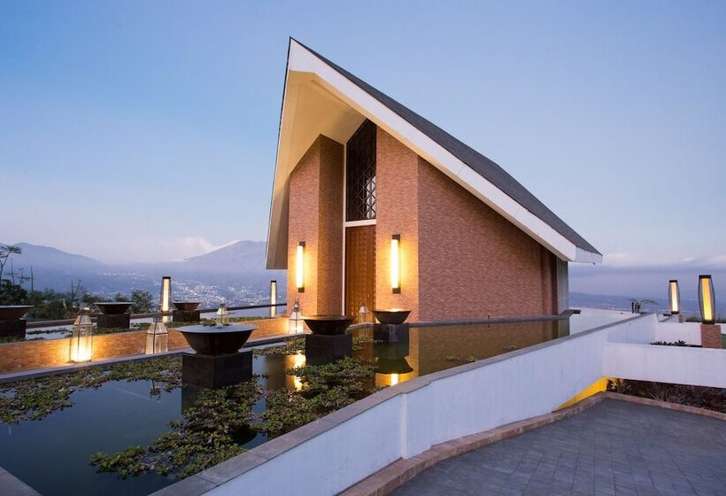 Amartahills Hotel And Resort