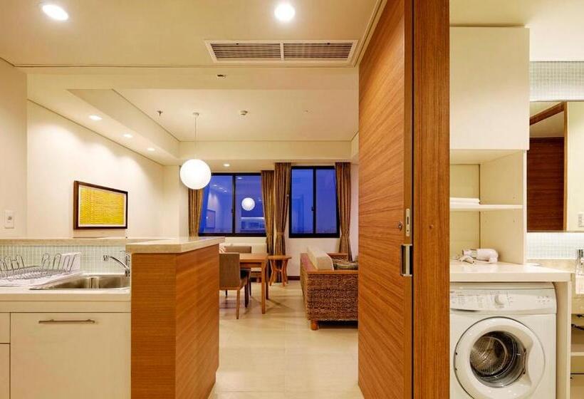 Отель Axia South Cikarang Service Apartment