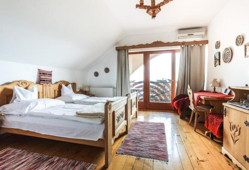 Отель Bagolyvár Panzió