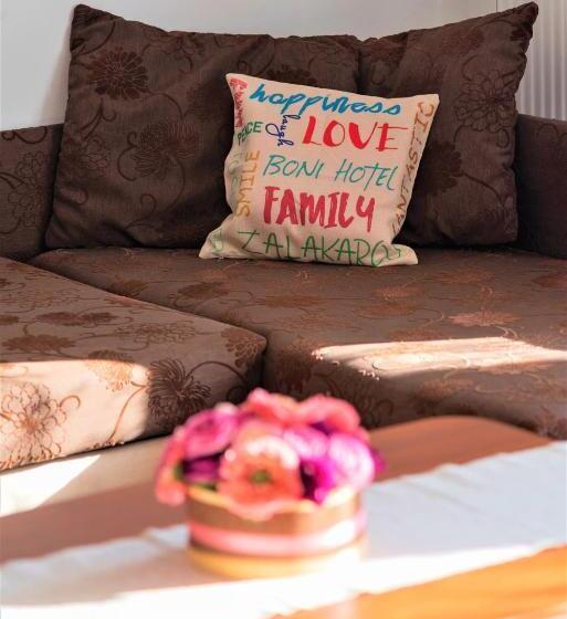 호텔 Boni Családi Wellness