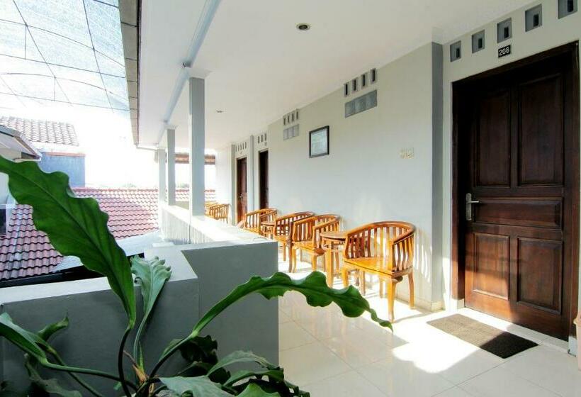 Отель Bugis Asri