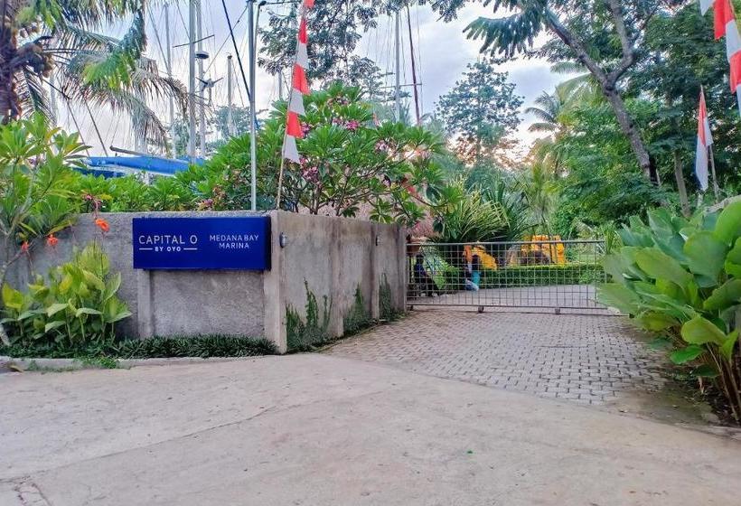 호텔 Capital O 2796 Medana Bay Marina