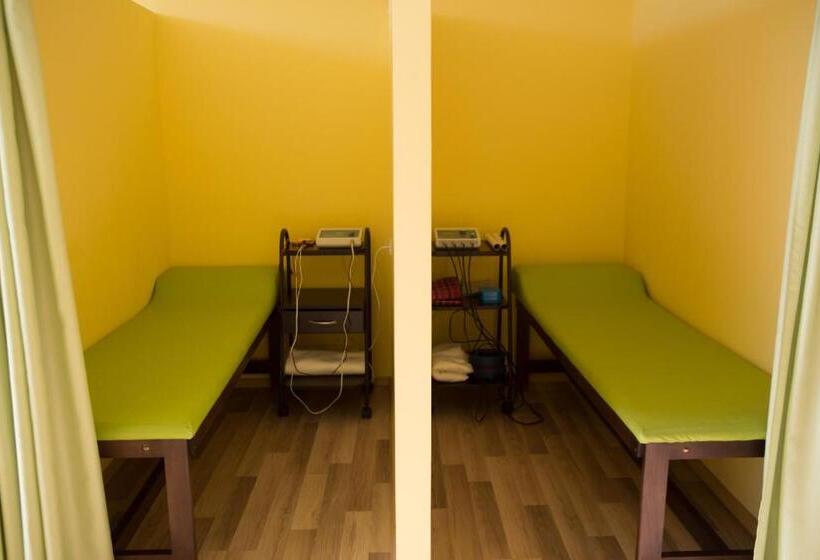 Отель Clinic Dr. Gechevi