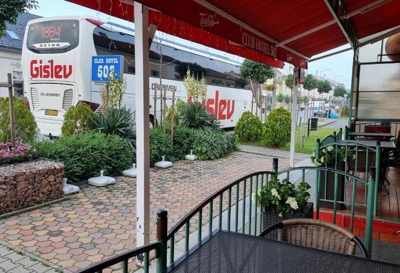 ホテル Club Haus 502 Kalocsa