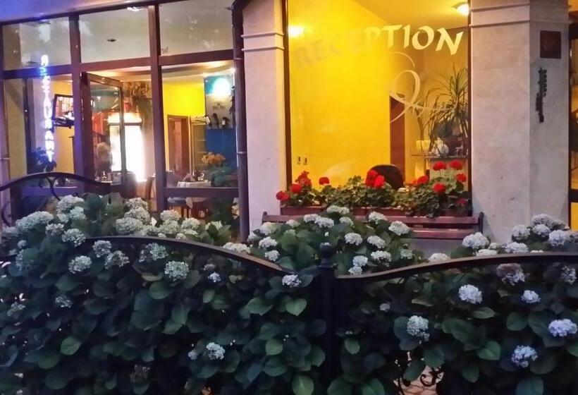 Отель Continental